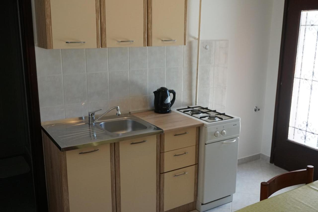 Apartments With A Parking Space Pula - 6985 Экстерьер фото